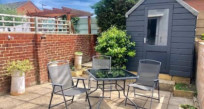 Two bedroom house welcomes families and pets