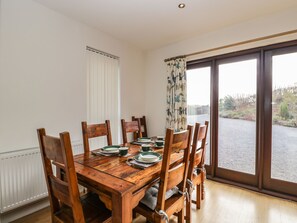 Ferienhaus | Eigene Küche | Kühlschrank, Mikrowelle, Wasserkocher, Toaster