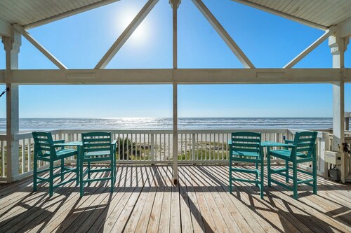 Parijatha | An Oceanfront Retreat