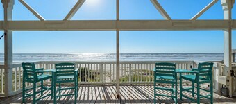 Parijatha | An Oceanfront Retreat