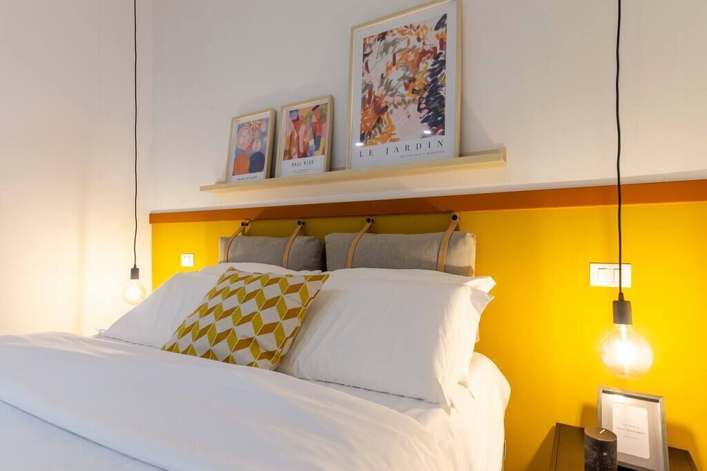 Quiet studio in the heart of the City