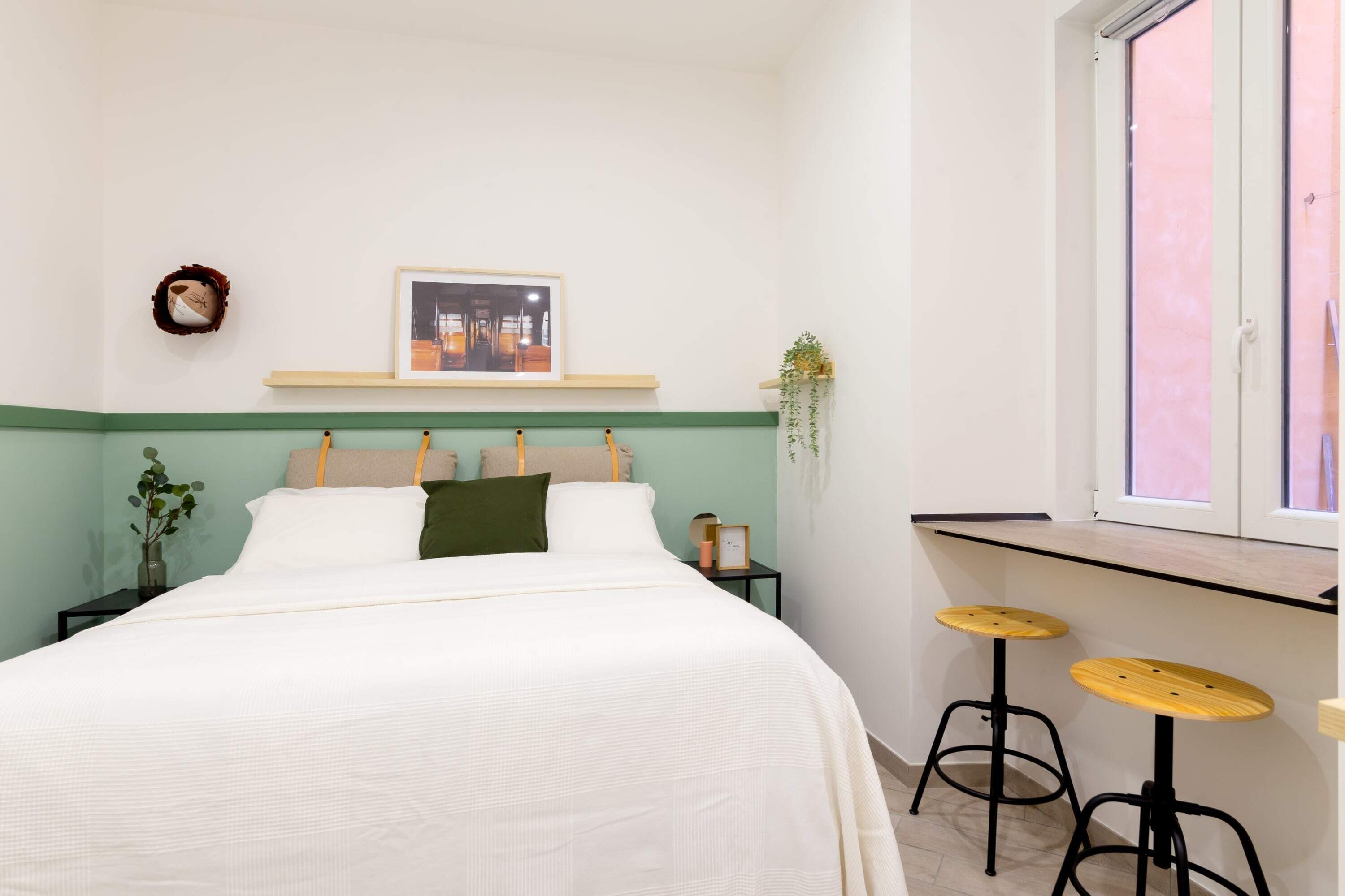 Lovely and tiny Pied-à-terre in the City center