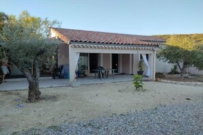 Exterior - House (Saint-Montan)