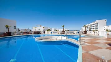 Outdoor pool, sun loungers