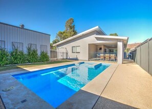 Pool - Tewksbury Retreat, Porepunkah (Porepunkah)