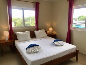 2 bedrooms, in-room safe, desk, iron/ironing board
