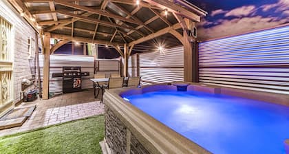 APT Style Home 2BR/2BA w/COV Patio Near Airport