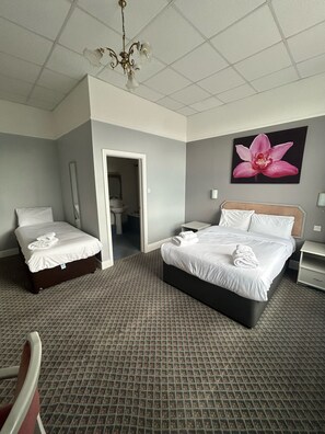 Standard Triple Room | Free WiFi - The Grand Hotel (Port Talbot)