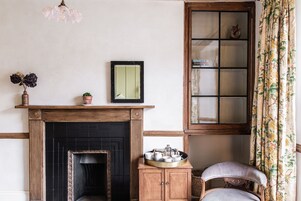 高级双人房或双床房 | 免费 WiFi、床单