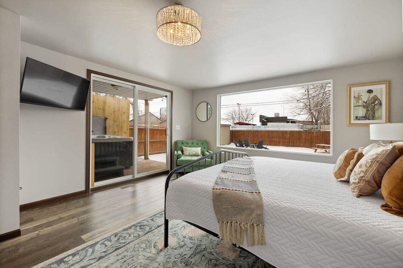 4 Schlafzimmer, Schreibtisch, Bügeleisen/Bügelbrett, Reisekinderbett