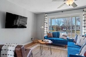 Smart-tv och bordsfotboll