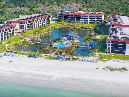 Upgraded Walk Out Residence at Pointe Santo- Resort Amenities and Gulf Views!