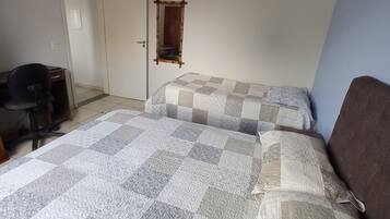 1 bedroom, desk, iron/ironing board, free WiFi