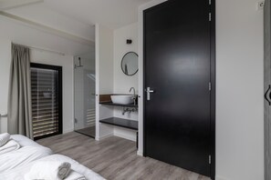 2 habitaciones y wifi 