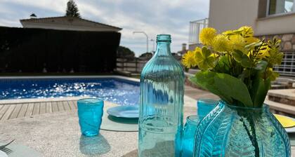 Villa Palmeral- Piscina, Gran Jardin, BBQ, Parking