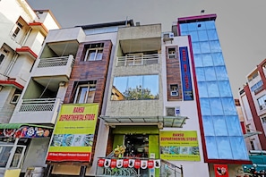 Exterior - Itsy Hotels Ransu Residency (Guwahati)