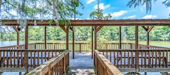 C6 / Cabin With Many Amenities