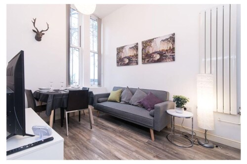 Sublime Stays Pet-friendly Apartment in Derby