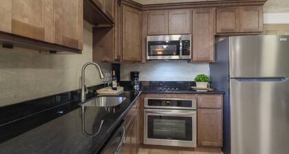 COTTAGE IN BILOXI'S ENTERTAINMENT DISTRICT