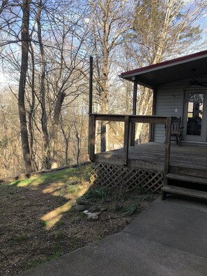 Exterior detail - Experience comfort near all Pigeon Forge attractions, just a 6-min drive away (Pigeon Forge)