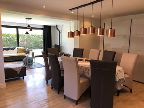 Interior - RENOVATED vacation home by the sea Breskens10 pers. child friendly, dog welcome. (Breskens)