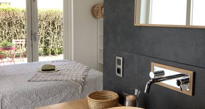 RENOVATED vacation home by the sea Breskens10 pers. child friendly, dog welcome.