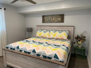 2 bedrooms, free WiFi, wheelchair access - Oceanview Beach Getaway, Great balcony!! (Galveston)