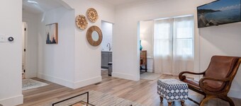 Plush 2-bed apt in Riverside Heights!