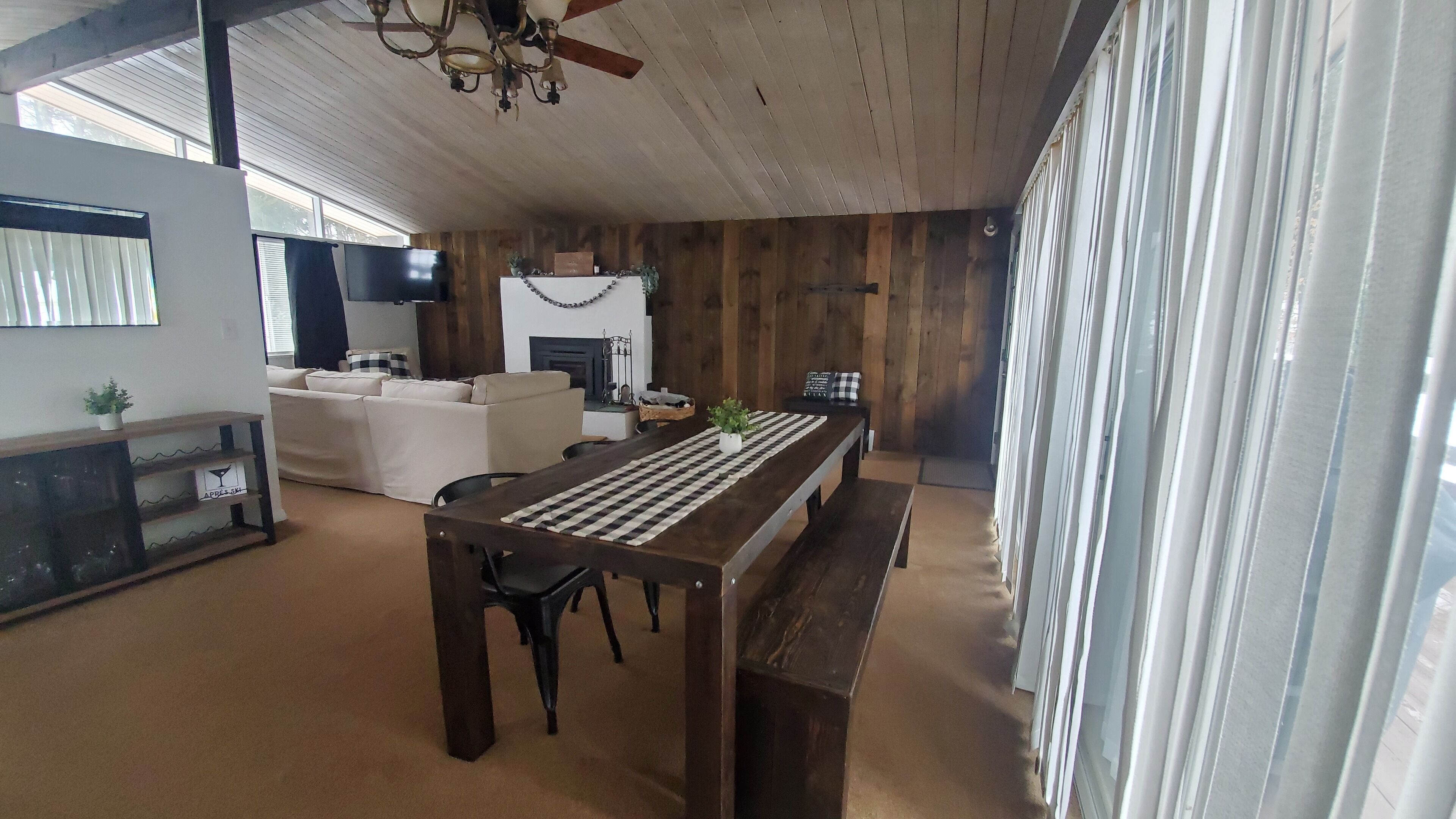 Cozy Chalet on Magic Mountain