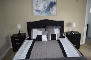 5 habitaciones, escritorio, cuna de viaje y wifi gratis 