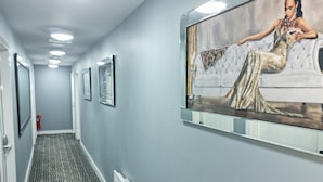 Hallway - Frames hotel (Liverpool)
