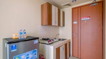 Kamar | Dapur pribadi | Lemari es, kompor, dan peralatan masak/sendok-piring
