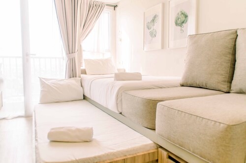 Simple and Cozy Living Studio Room at Poris 88 Apartment