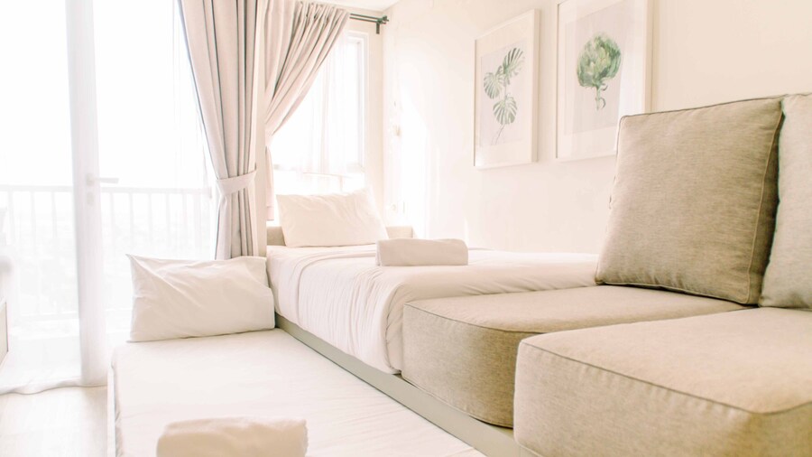 Simple and Cozy Living Studio Room at Poris 88 Apartment