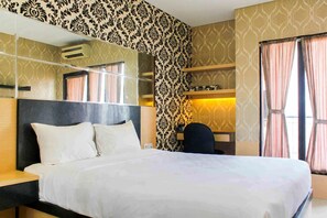 Room | 1 bedroom, free WiFi, bed sheets - Simply and Comfort Living Studio at Tamansari Semanggi Apartment (Jakarta)