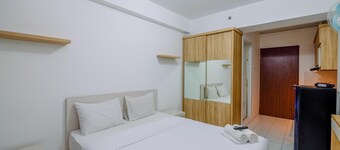 Modern and Homey Studio at Gunung Putri Apartment