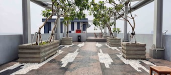 Nice and Cozy Studio at Monroe Tower Apartment