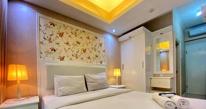 Well Furnished Studio Room at Grand Asia Afrika Apartment