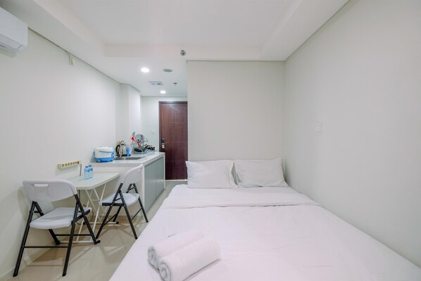 Chambre | 1 chambre, accès au Wi-Fi (inclus), literie fournie
