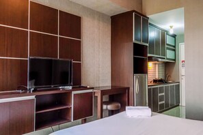 Interior - Comfortable Studio Room near Airport at Skylounge Tamansari Apartment (Tangerang)