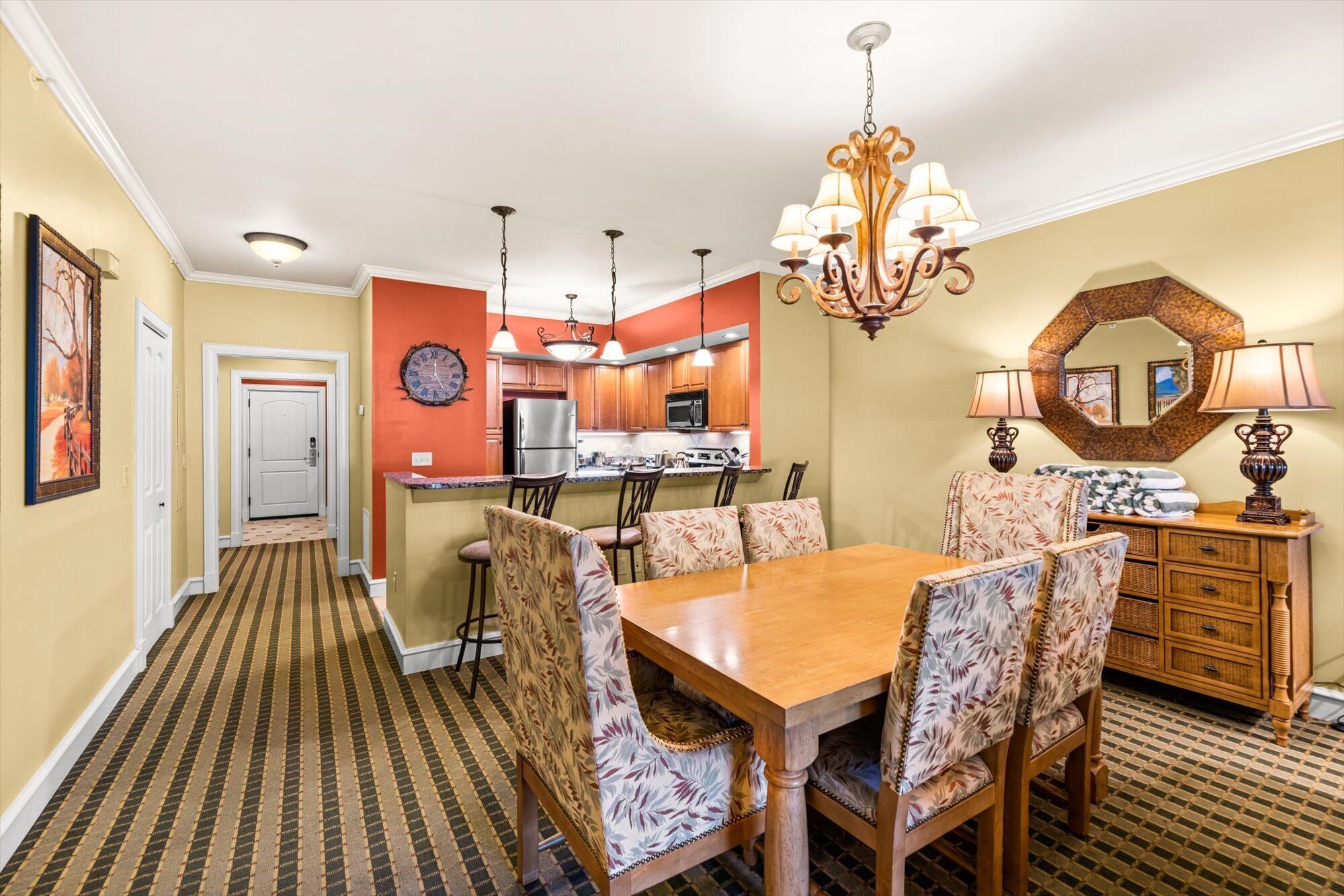 Family Friendly Condo - Prime Location - 5 mins from Dollywood - Luxury Resort