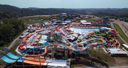 Family Cabin, Indoor Heated Pool Theater