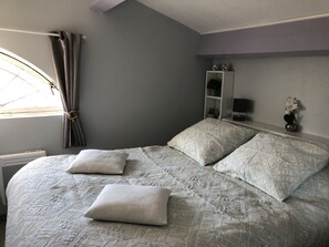 3 Schlafzimmer, Bügeleisen/Bügelbrett, kostenloses WLAN, Bettwäsche