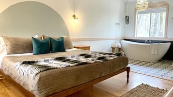1 slaapkamer, een bureau, een strijkplank/strijkijzer, gratis wifi