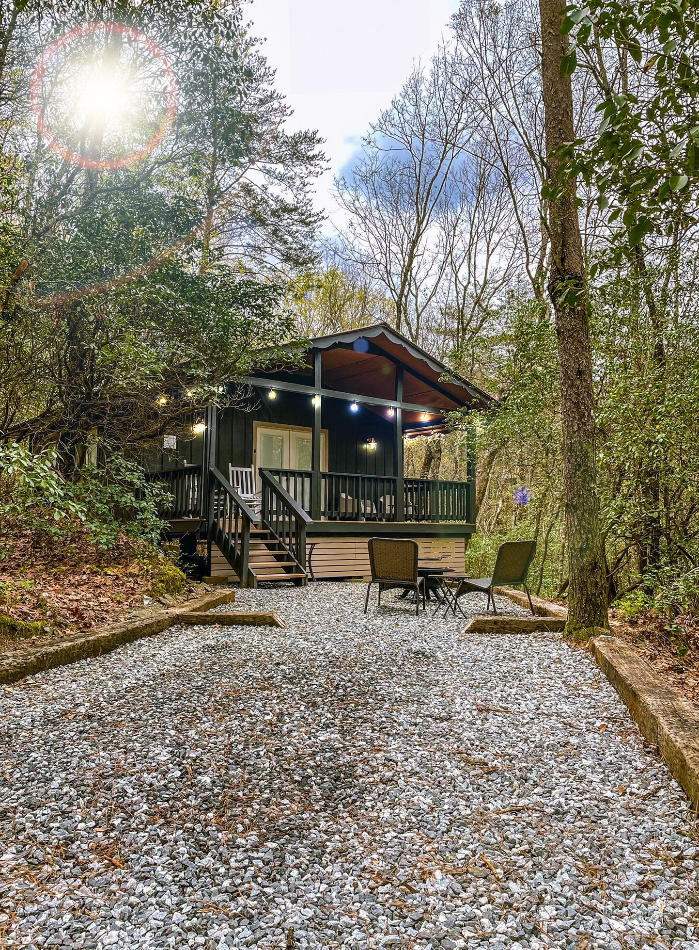 NEW Modern Boho Cabin 9min from Helen - Romantic Couples Getaway 