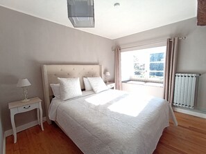 3 chambres, Wi-Fi gratuit, draps fournis