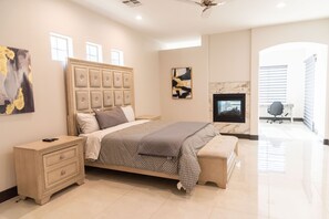 4 soveværelser, strygejern/strygebræt, gratis Wi-Fi, sengetøj