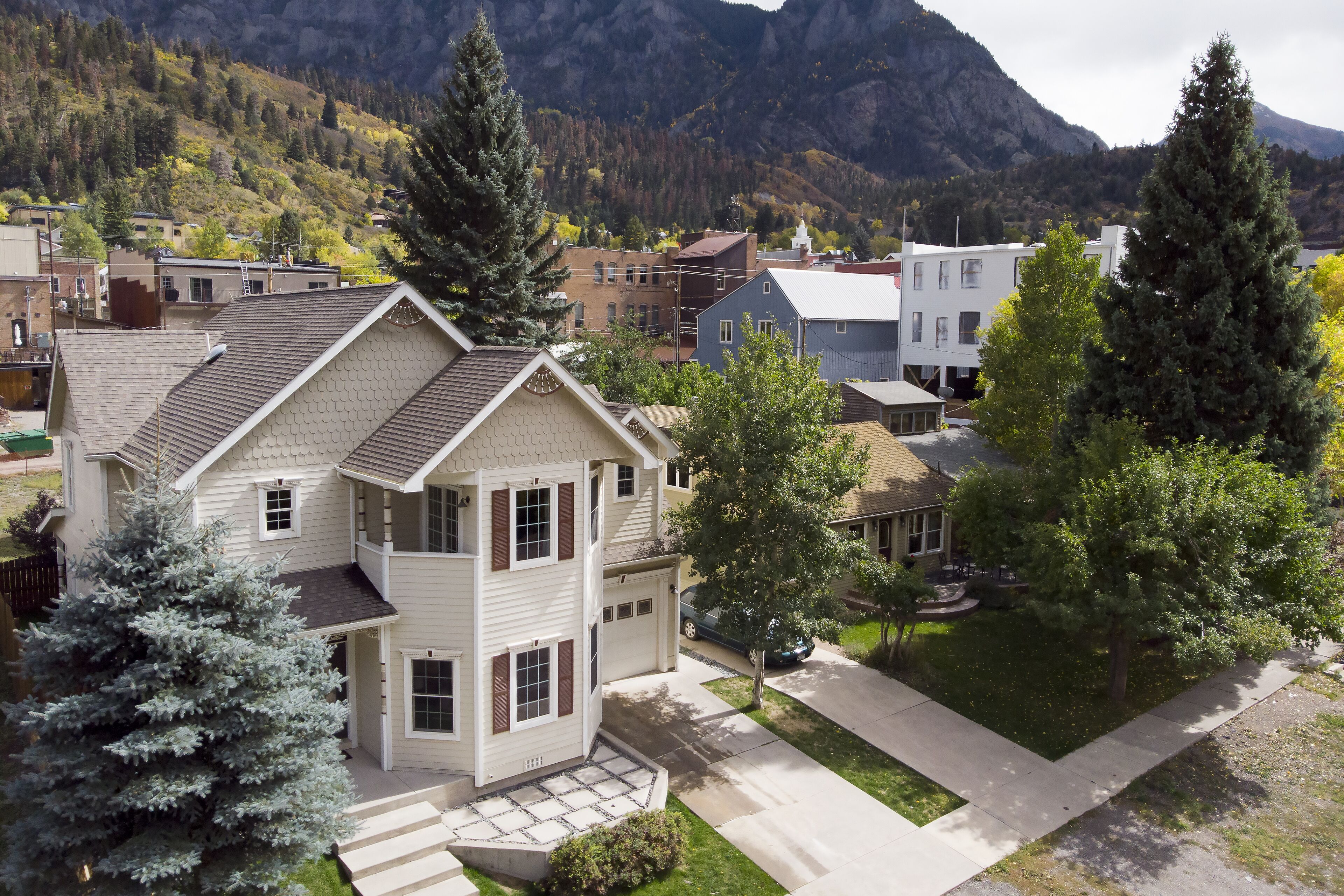 The Victorian off Main Street