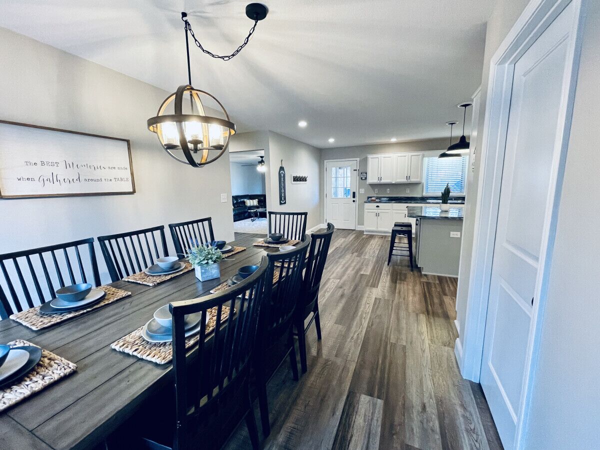 Lovely KY Lake Home w/ Fire Pit & Dock