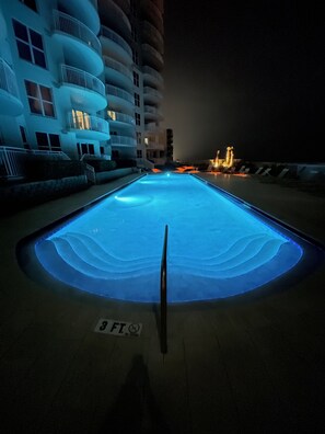 Piscina coperta, piscina all'aperto